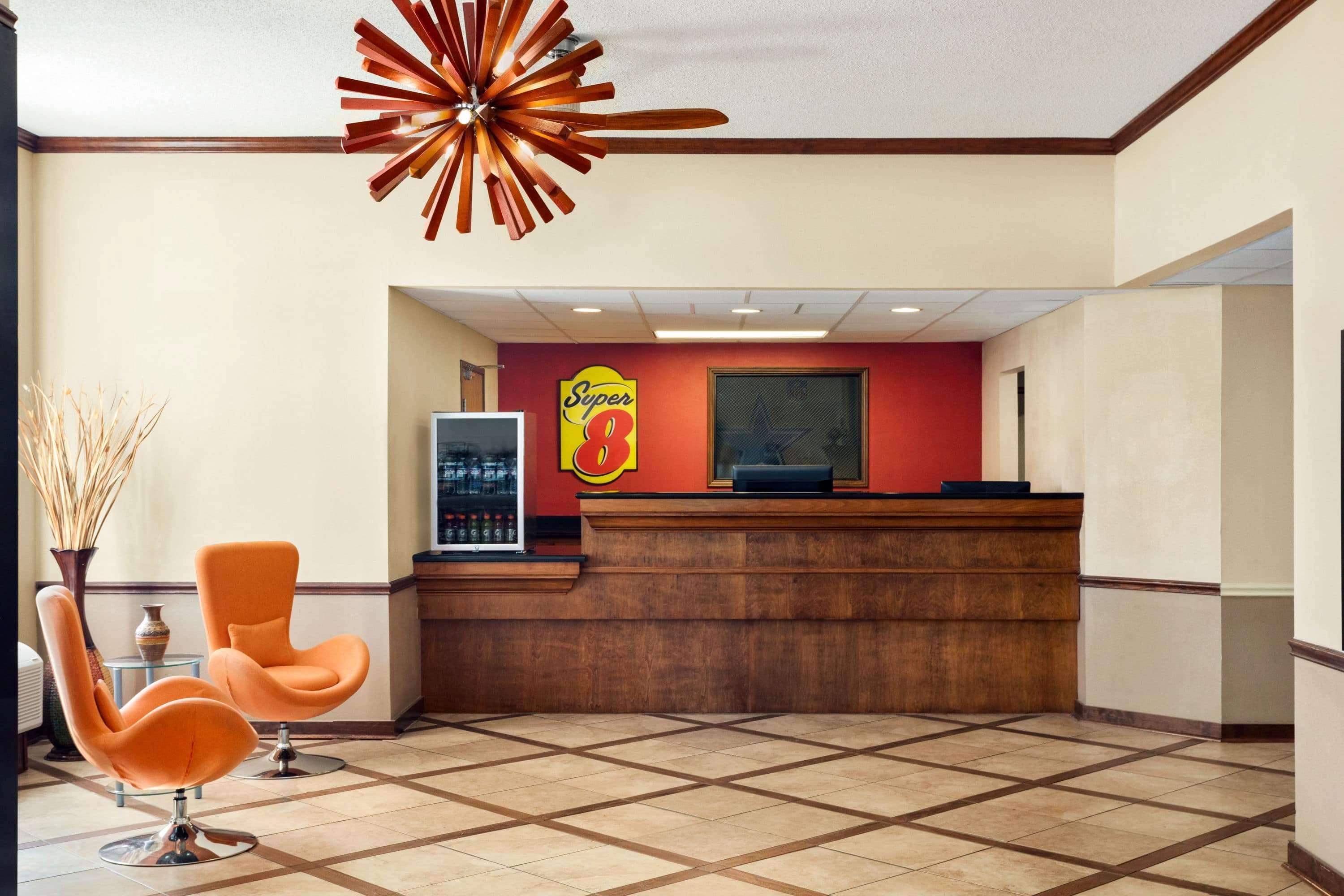 Super 8 By Wyndham Clinton Exterior foto